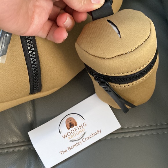 NWT Woofing Around The Bentley Tan Crossbody/Sling Premium Bag.  - Picture 11 of 11